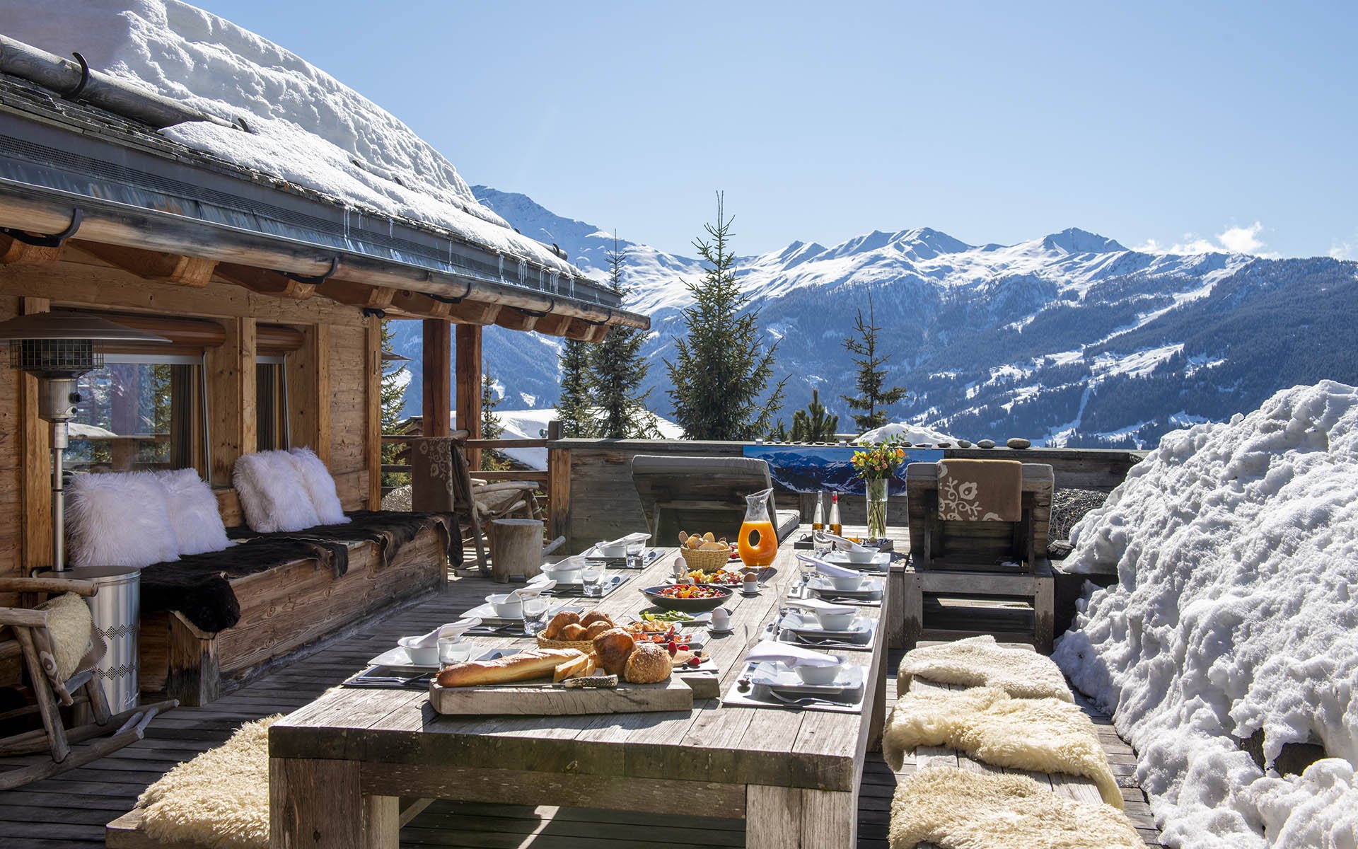 Chalet Belle Claire sun terrace