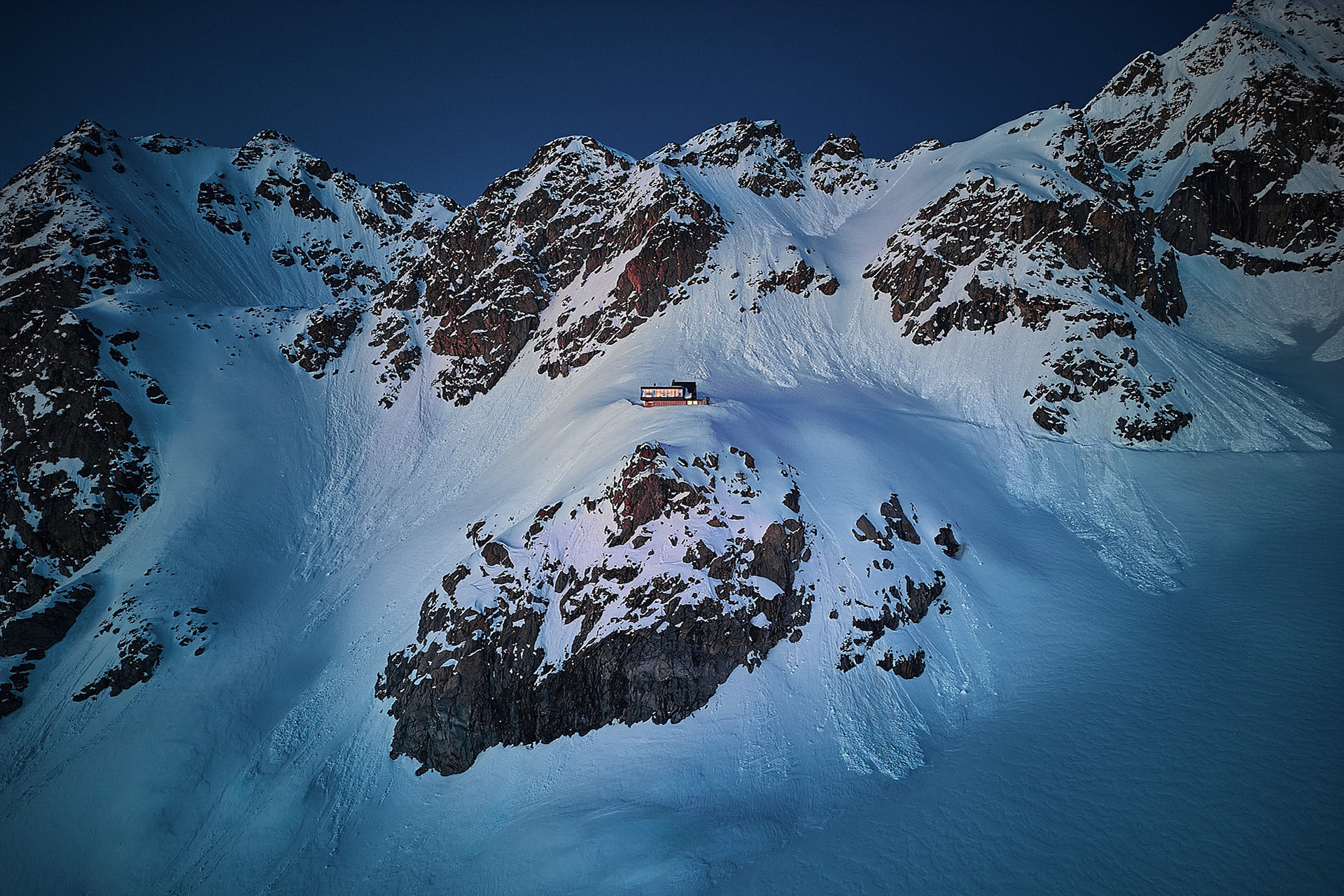 Cabane Tortin aerial view