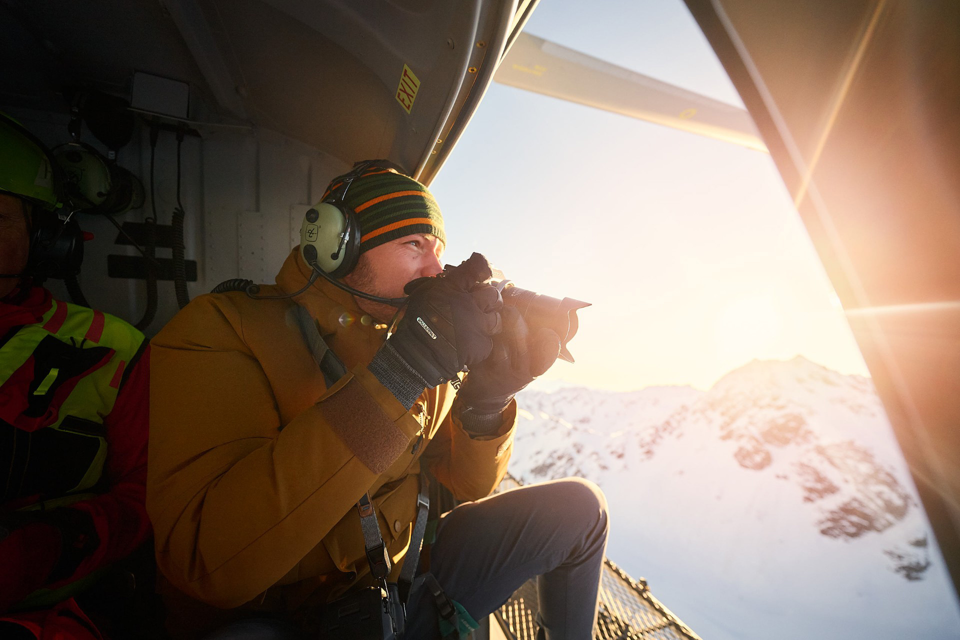 Cabane Tortin helicopter photography